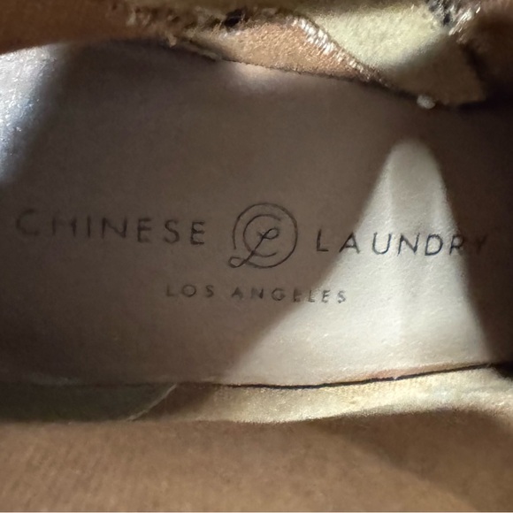 Chinese Laundry Corinna Brown Suede Boot. Women’s size 8.5. Western. Gently Used - Picture 7 of 10